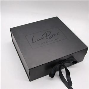 Luxury Magnetic Wine Paper Packaging Gift Box with Silk Ribbon Handle